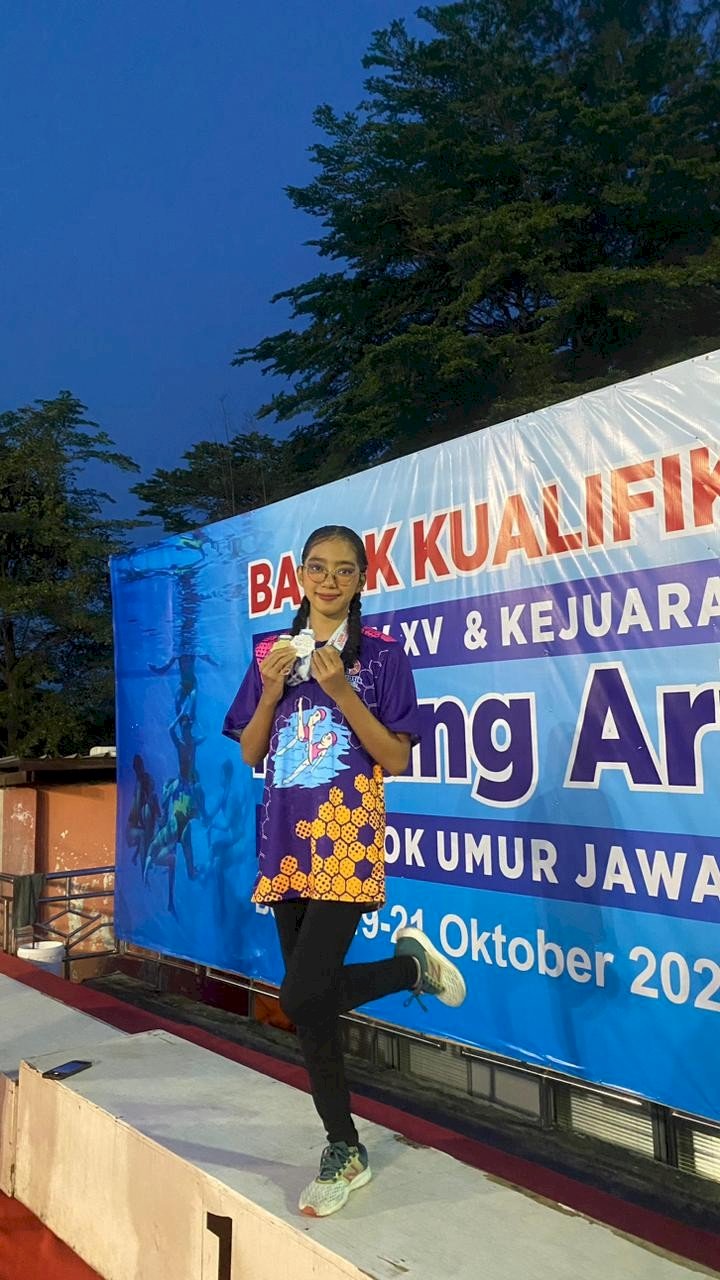 JUARA Babak kualifikasi Porprop Jawa barat Cabor Renang Artistik